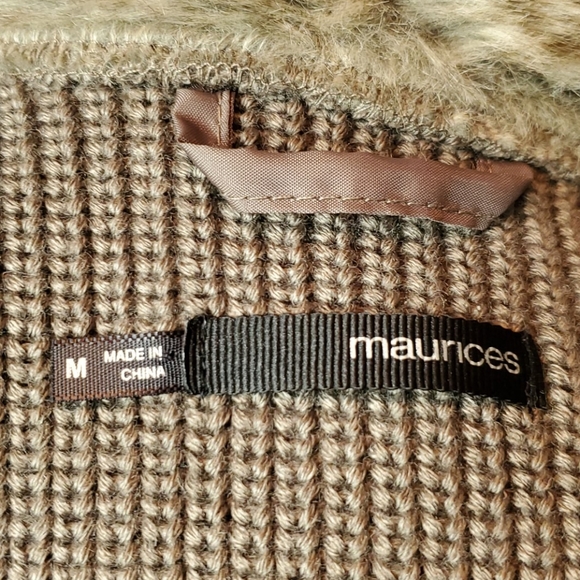 Maurices Faux Fur Vest - Picture 4 of 5